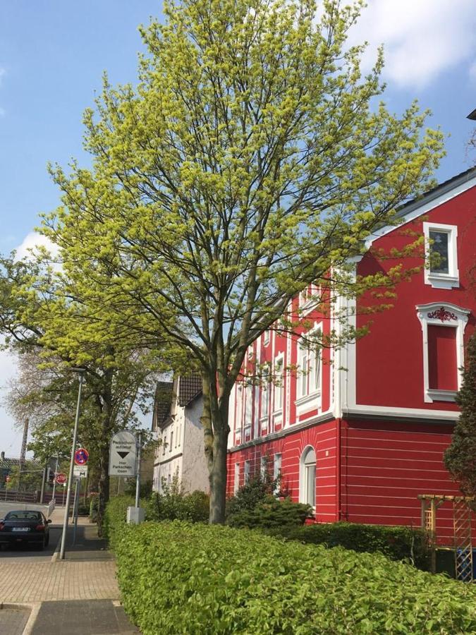 Appartement Fewo Garten - Eigener Eingang- Wlan-Parkplatz,Netflix, Terrasse,Doppelbett Und Schlafcouch à Oberhausen  Extérieur photo